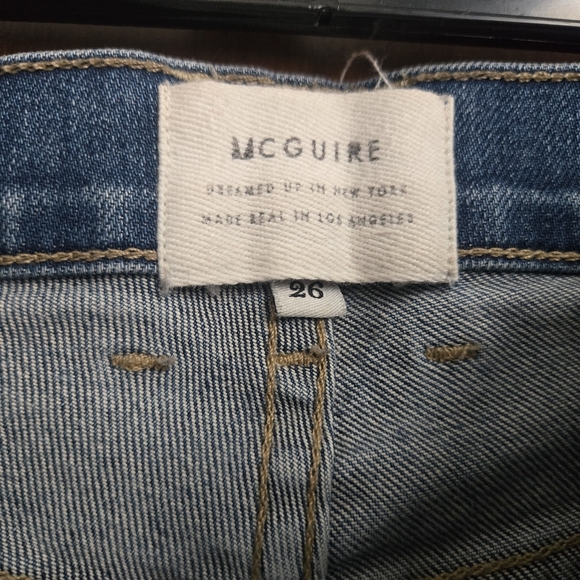 Mcguire womens size 26 style 15j midrise medium wash raw hem - Picture 6 of 9